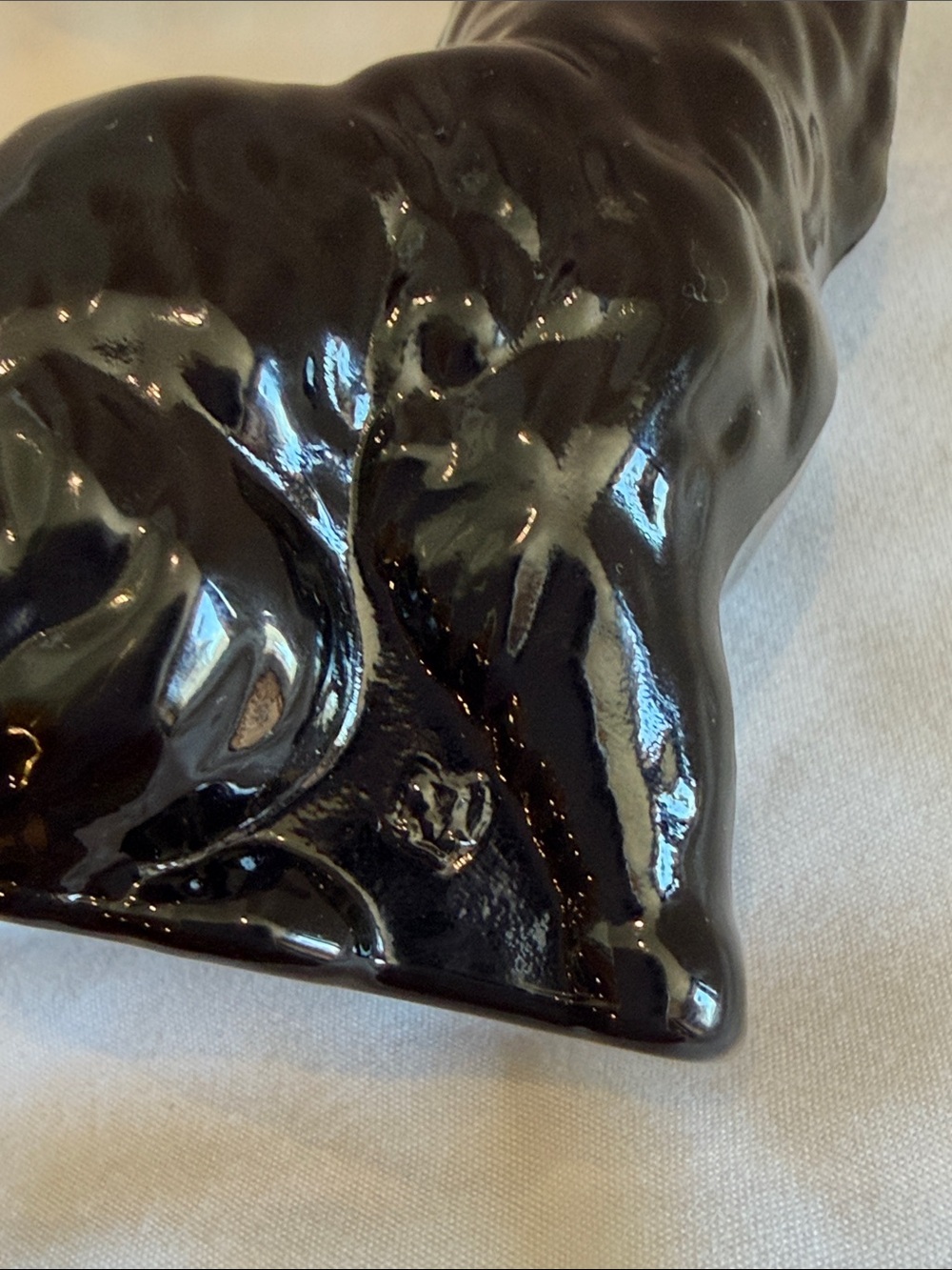 Black Glass sitting kitty cat Mosser collectible figurine 3” tall - Picture 3 of 5